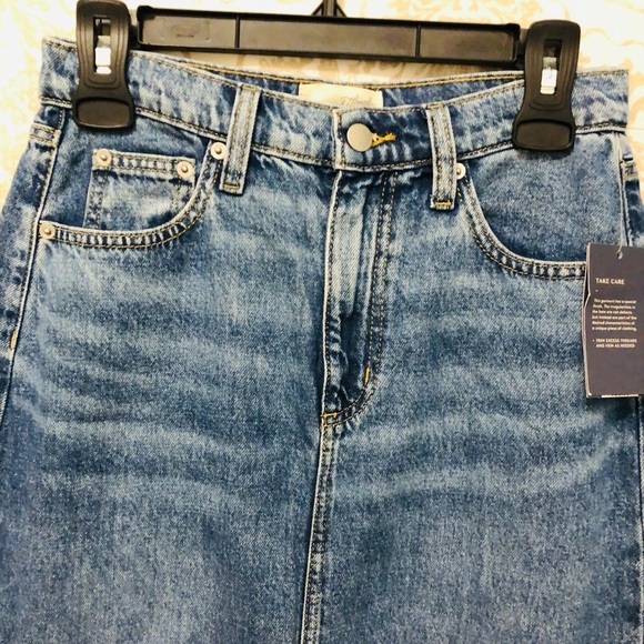 New denim skirts - Picture 3 of 9
